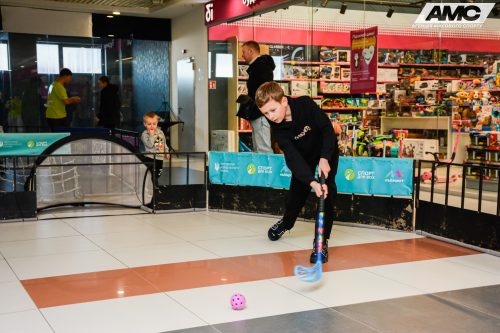942